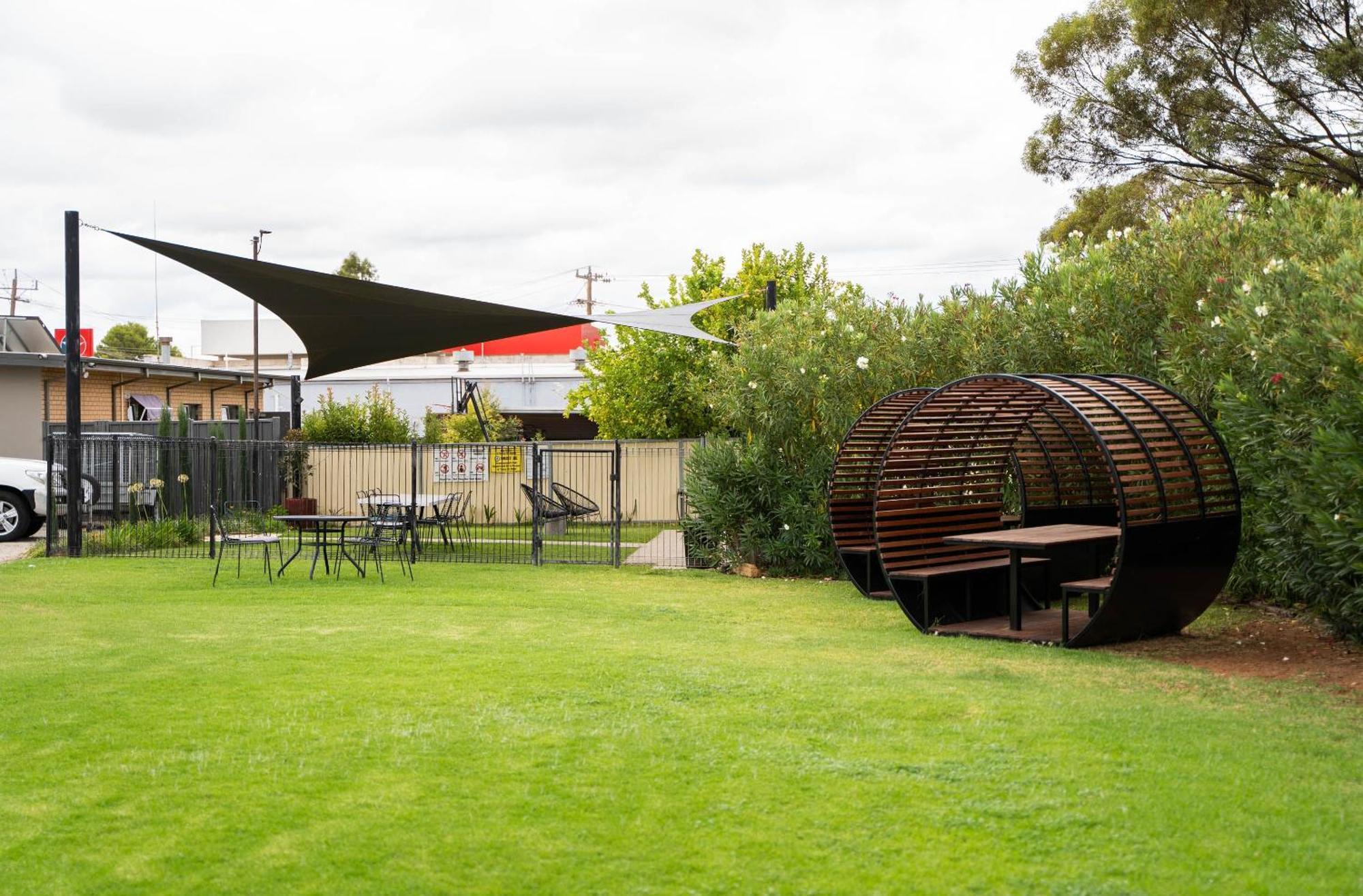Robinvale Bridge Motel Εξωτερικό φωτογραφία